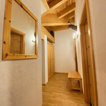 Pracondu 2 503 Outdoor & Fun Apartment 8 Pers アパート